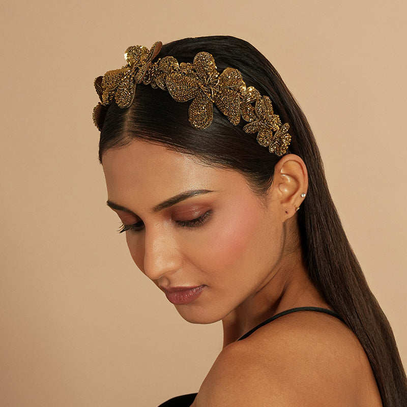 Model wearing Deepa Gurnani Regina Headband in Gold
