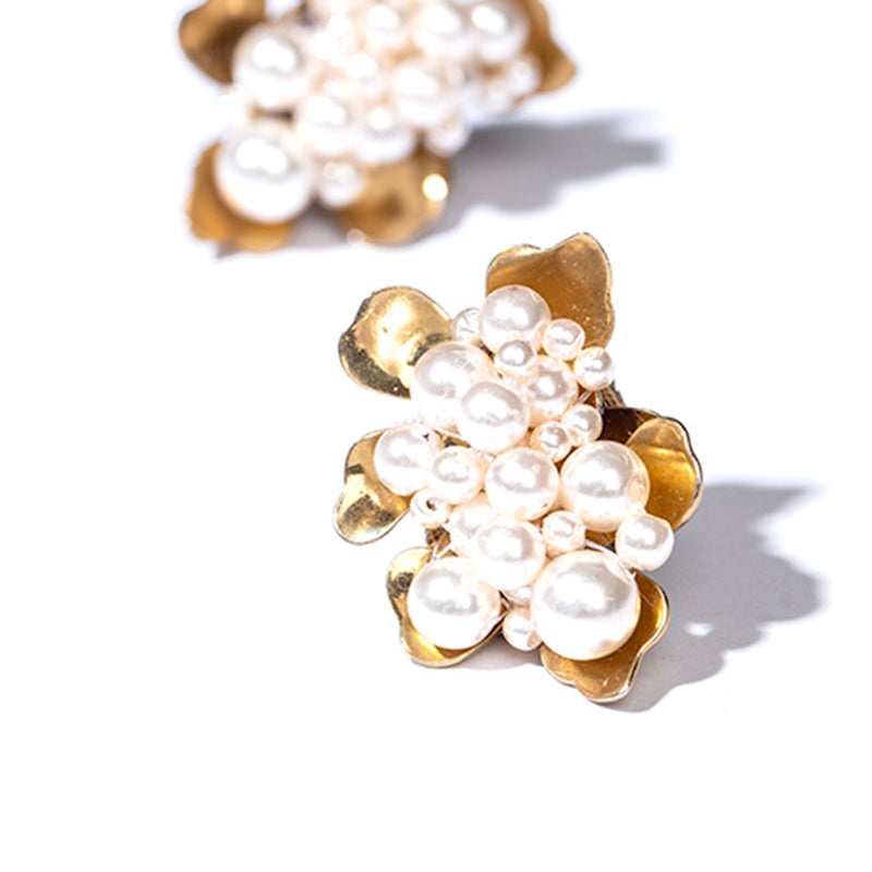 Detail of Deepa By Deepa Gurnani Nea Earrings Gold Color