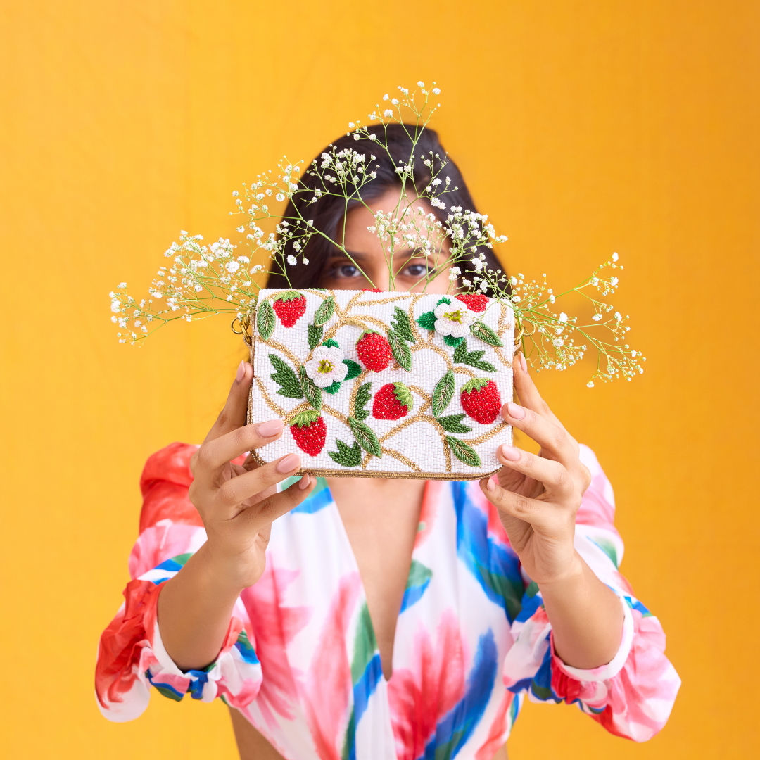 Delight Clutch