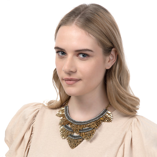 Meet Our Aluna Choker #handmadeisluxury #deepagurnani